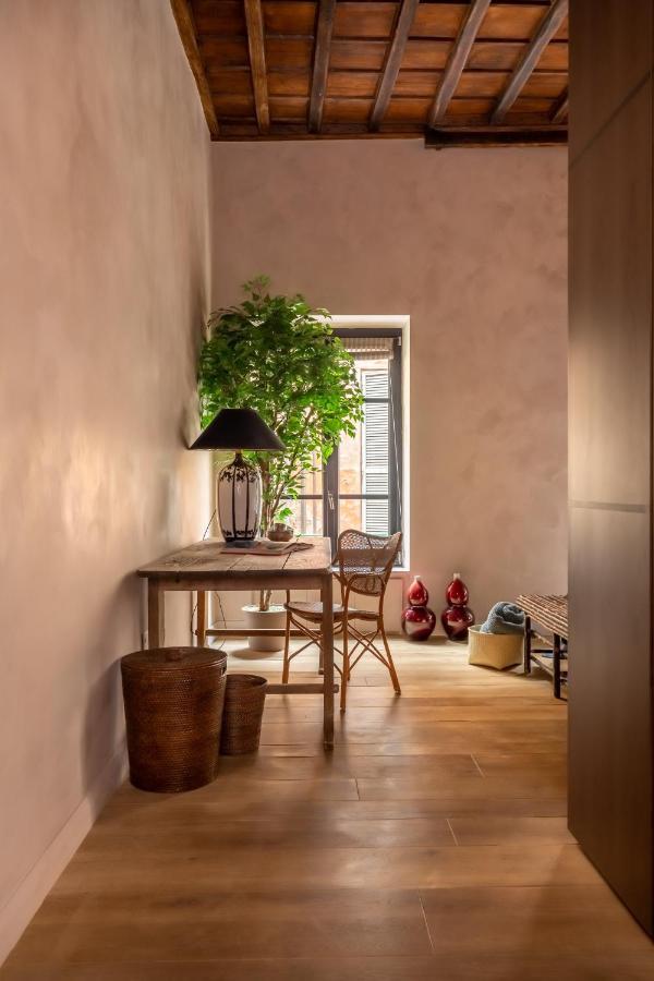 Appartamento Casa Terra, A Burghesius Roma